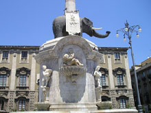 Aggredito a Catania nell'indifferenza. Prognosi di 25 giorni - cataniapride09BASE - Gay.it Archivio