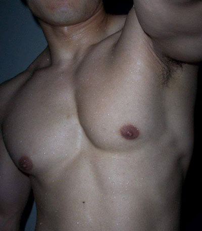 Decapitati per discrezione, sono gli acefali delle chat - chatacefalaF1 - Gay.it Archivio