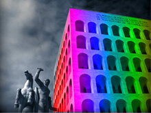 Europride 2011: "Colosseo illuminato coi colori rainbow" - colquadratorainbowBASE - Gay.it Archivio