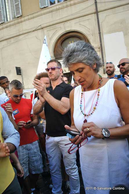 Unioni civili e PD, Concia: "chi non le vuole cambi partito" - concialacrimeF3 - Gay.it Archivio