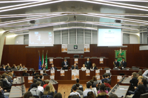 Forza Italia approva mozione sulla "famiglia naturale" in Lombardia - consiglio lombardia 1 - Gay.it Archivio