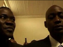 Malawi: graziata la coppia gay condannata ai lavori forzati - coppia malawi liberaBASE 1 - Gay.it Archivio