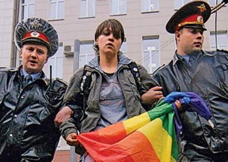 Gay Pride vietati per i prossimi 100 anni a Mosca - corte eurpea mosca prideBASE - Gay.it Archivio