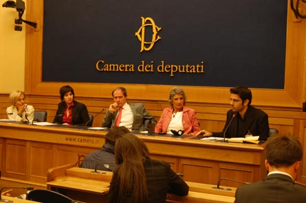 Censimento, appello a coppie: "Fate contare il vostro amore" - cscensimentoF2 - Gay.it Archivio