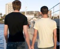 VIA I DICO. ARRIVANO I CUS. IL TESTO INTEGRALE - cusBASE - Gay.it Archivio