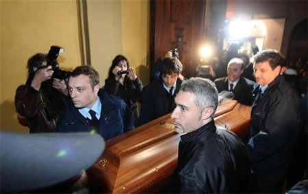 Dalla, Avvenire: "Tentativi di mettere il timbro su storia" - dalla polemicaF1 - Gay.it Archivio