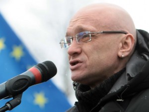Attore e attivista per i diritti lgbt muore in circostanze sospette - devocenko1 - Gay.it Archivio