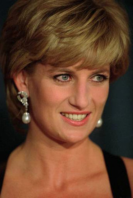 Diana: il ricordo a 10 anni dalla morte - diana10anniF3 - Gay.it Archivio