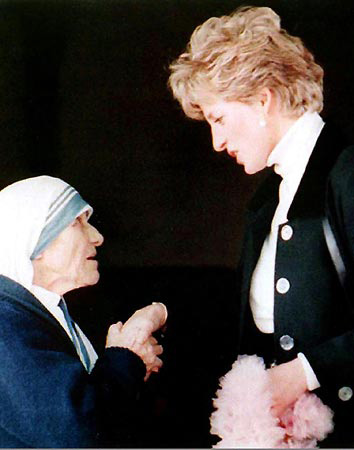 Diana: il ricordo a 10 anni dalla morte - diana10anniF4 - Gay.it Archivio
