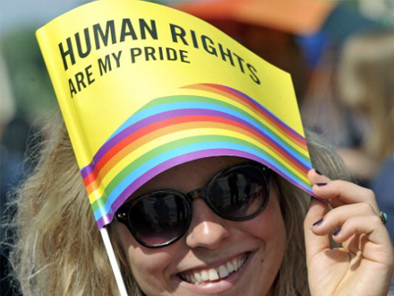 Consiglio UE: "Gli stati a favore dei diritti lgbt in tutto il mondo" - dirittumanieuropaadozioniBASE - Gay.it Archivio
