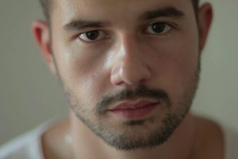 "Non so perché ti odio": viaggio nell'omofobia italiana [VIDEO] - docu soldi - Gay.it Archivio