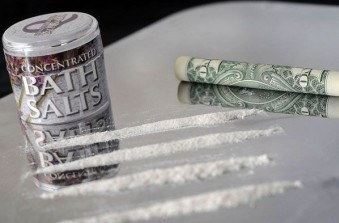 Assume la "droga del cannibale" e tenta di sbranare la ex - droga cannibaleF1 - Gay.it Archivio