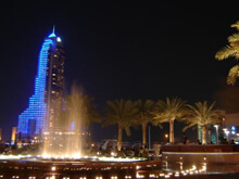 Dubai: il libro ha un personaggio gay, escluso dal festival - dubaiomofobaBASE - Gay.it Archivio