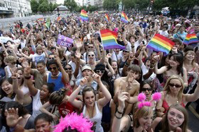 Amnesty da Napolitano: preoccupati per persone lgbt - europrideamnestyF1 - Gay.it Archivio
