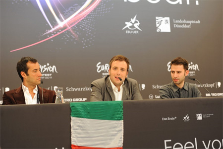Il jazz di Raphael conquista l'Eurovision: l'Italia seconda - eurovision raphaelF3 - Gay.it Archivio