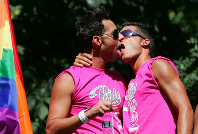 Roma si candida per l'Europride del 2011 - eurprideromaF2 - Gay.it Archivio