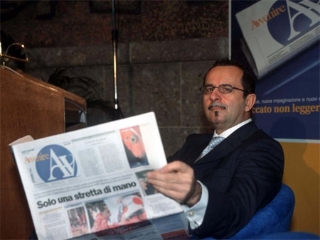Feltri ci ripensa: "Boffo non è un omosessuale attenzionato" - feltridietrofrontF3 - Gay.it Archivio