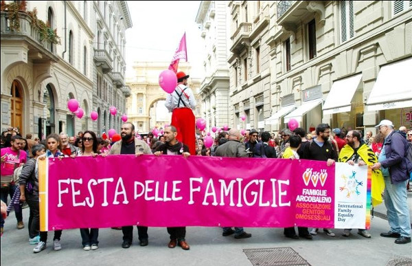 A Salerno la Festa delle Famiglie, tutte le famiglie - festadellefamiglie3 - Gay.it Archivio