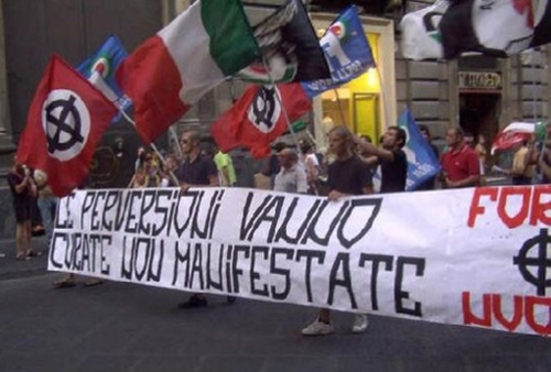 E Forza Nuova cerca agibilità politica attaccando gay e lesbiche - forzanuova numeroverde3 - Gay.it Archivio