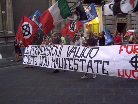 Tutto pronto per il Pride, ma Forza Nuova annuncia sit-in - forzanuovamacerataF1 - Gay.it Archivio