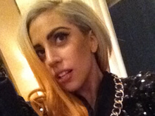 Lady Gaga: giudizio del Papa su gay non interessa a nessuno - gaga nuovo albumBASE - Gay.it Archivio