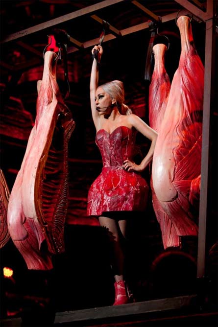 Lady Gaga annuncia: "A settembre il titolo del nuovo album" - gaga tokyoF1 - Gay.it Archivio