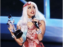 MTV Video Music Awards, Lady Gaga vince tutto, o quasi - gagamtvBASE - Gay.it Archivio