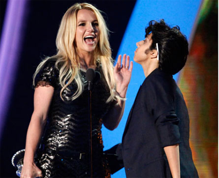 Katy Perry e Lady Gaga reginette degli Mtv VMA - gagamtv F1 - Gay.it Archivio