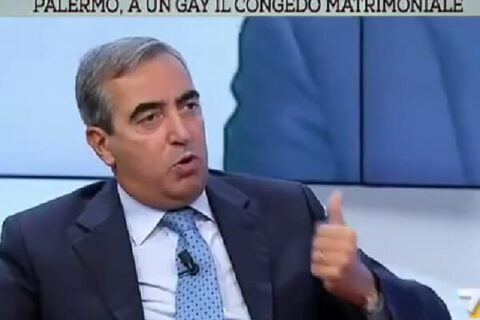 Gasparri a La7: "Tutti parlano dei gay io difendo la famiglia normale" - gasparri la7 - Gay.it Archivio