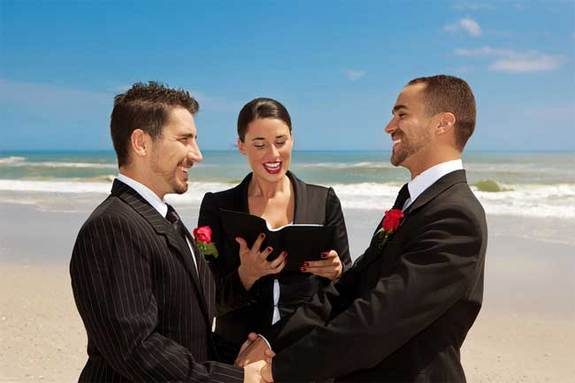 Gay Bride Expo, il primo salone dedicato ai matrimoni egualitari - gay marriage wedding vows 100815 02 - Gay.it Archivio