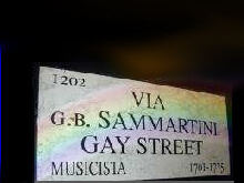Milano: gay street, tutti a letto alle 22. Il Tar sospende. - gaystreetBASE - Gay.it Archivio