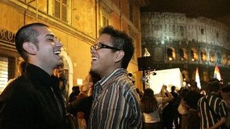 Roma: l'XI Municipio approva il registro delle unioni civili - gaystreetpedonale - Gay.it Archivio