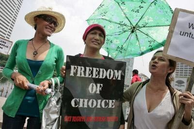 Giakarta: consigli utili - giakarta gayF2 - Gay.it Archivio