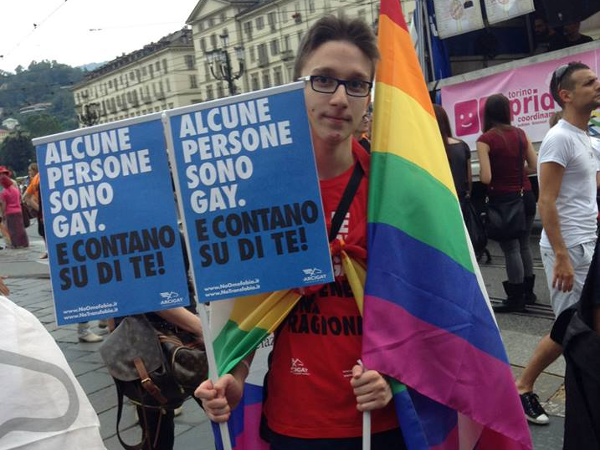 Lettera aperta di un 16enne: "Omofobia a scuola? Ribellatevi!" - giorgio - Gay.it Archivio