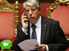 Giovanardi ammette: mi consulto col Vaticano - giovanardibertoneBASE - Gay.it Archivio