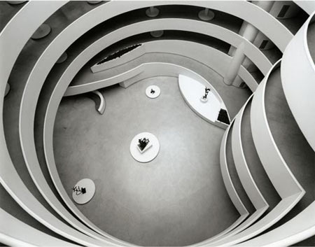 Happy birthday, Mr. Guggenheim! - guggenheim50F3 - Gay.it Archivio