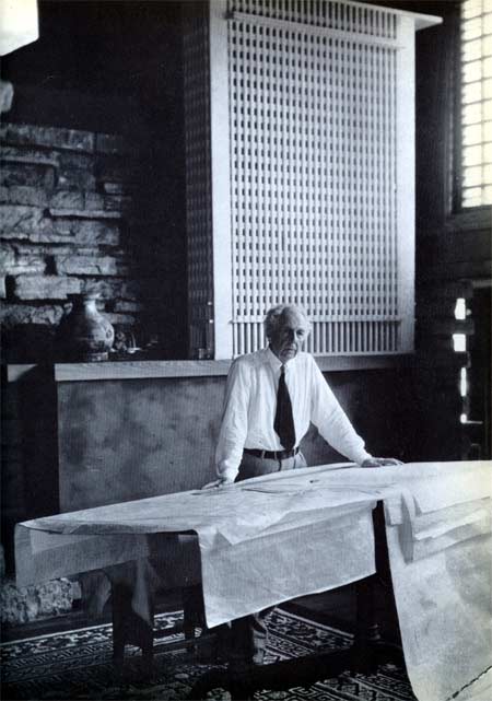 Happy birthday, Mr. Guggenheim! - guggenheim50F6 - Gay.it Archivio