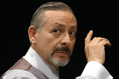 Gullotta: "La Rai non mi volle come don Puglisi perché gay" - gullotta padre puglisiF1 - Gay.it Archivio