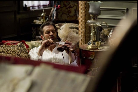Il vibratore? L'ha inventato Rupert Everett in "Hysteria" - hysteriaF3 - Gay.it Archivio