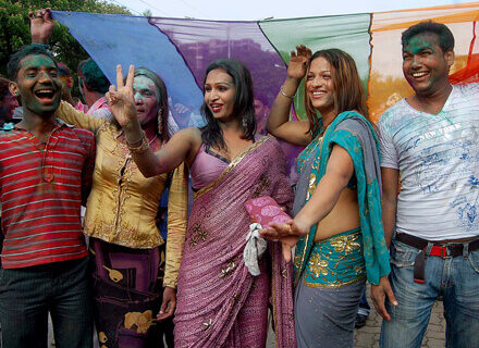 L'omosessualità in India torna ad essere illegale - india gay 2 1 - Gay.it Archivio