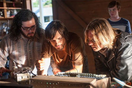 JOBS, biopic accademico con Ashton Kutcher privo di carisma - jobs filmF3 - Gay.it Archivio