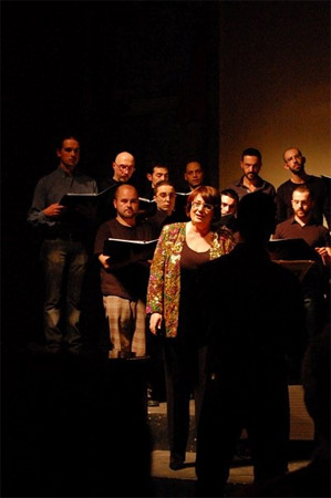 Coro Komos escluso da festival per volere dell'Arcidiocesi - komos pesaroF2 - Gay.it Archivio