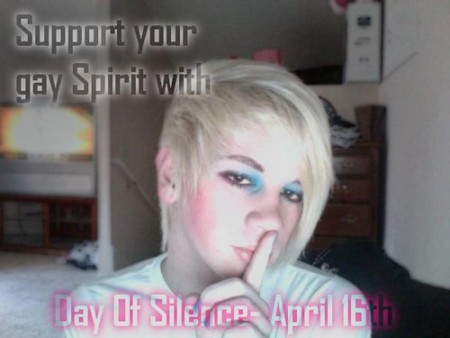 Cacciato da scuola per la T-shirt, interviene Lady Gaga - ladyGayGay1 - Gay.it Archivio