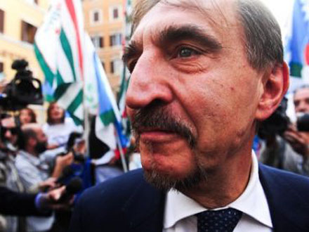 La Russa: "Introdurre il no ai matrimoni gay nella Costituzione" - larussafigliBASE - Gay.it Archivio