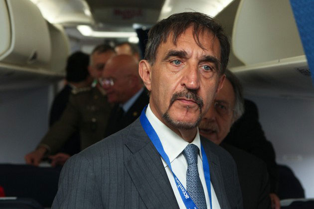 La Russa: "Introdurre il no ai matrimoni gay nella Costituzione" - larussafigliF1 - Gay.it Archivio