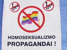 Lituania: una legge impedisce di parlare di gay ai bambini - lituania leggeBASE - Gay.it Archivio