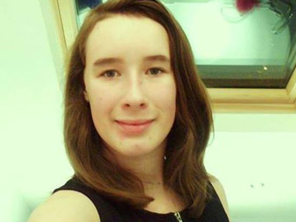 Lizzie, 14 anni, suicida per paura del coming out in famiglia - lizzie suicidio - Gay.it Archivio