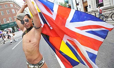Il premier inglese apre le porte di Downing Street al Pride - london pride downingF2 - Gay.it Archivio