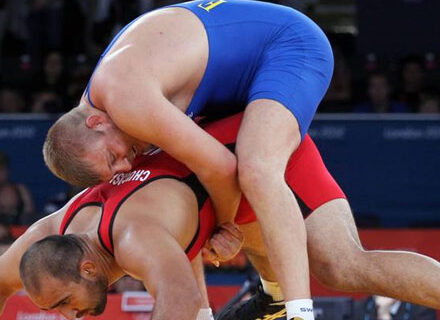 Il Coi ripesca la lotta:di nuovo tra le discipline olimpiche - lotta olimpiadiBASE 1 - Gay.it Archivio
