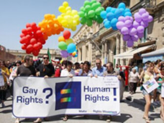Anche Malta verso il riconoscimento delle coppie gay - malta coppieBASE - Gay.it Archivio